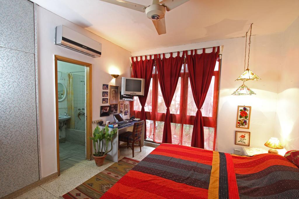 Nina Kochhar'S Homestay نيودلهي الغرفة الصورة